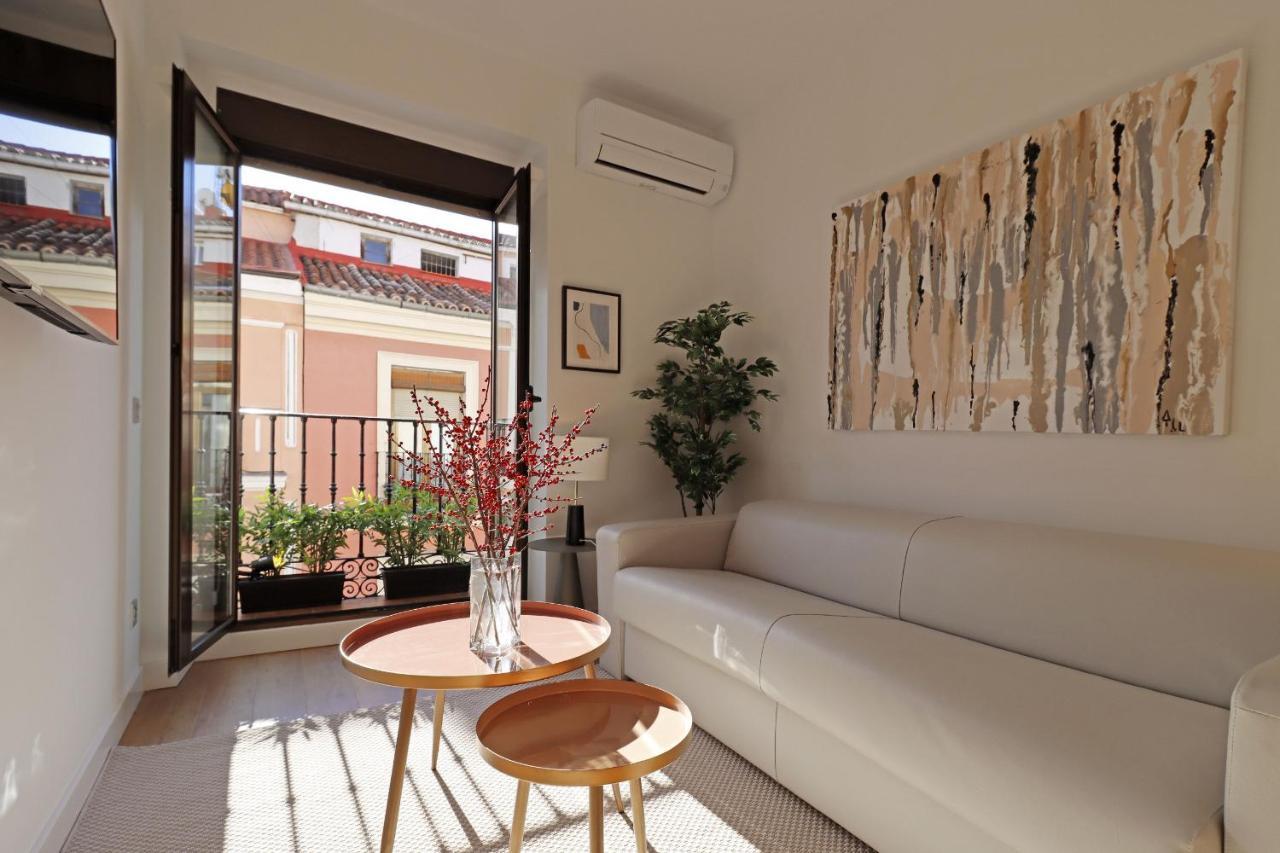 Reina Sofia Boutique II Apartment Madrid Exterior photo